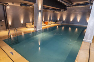 cc-media-indoor_pool-1