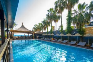 cc-media-pool_and_pool_area-5