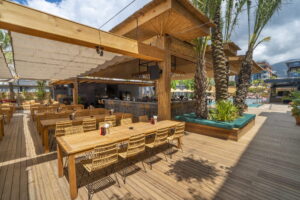 cc-media-teras_restaurant_on_the_beach-1