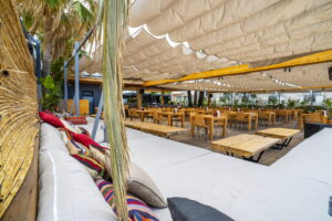 cc-media-teras_restaurant_on_the_beach-2