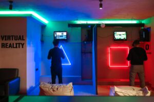 cc-media-virtual_reality_game-1