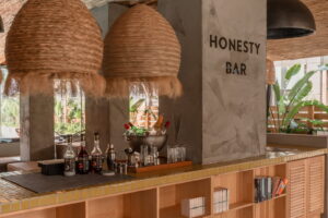 ananea_Kleopatra_Beach_Honesty_Bar_&_Lounge_area(9)